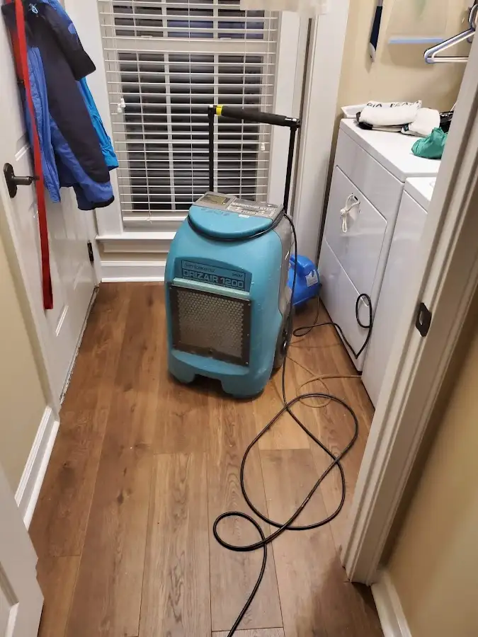 Commercial dehumidifier deployed for Crawl Space Restoration in Mountain Home